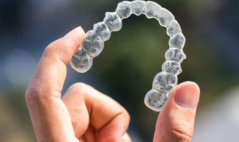 Tips For Cleaning And Maintaining Your Invisalign Aligners