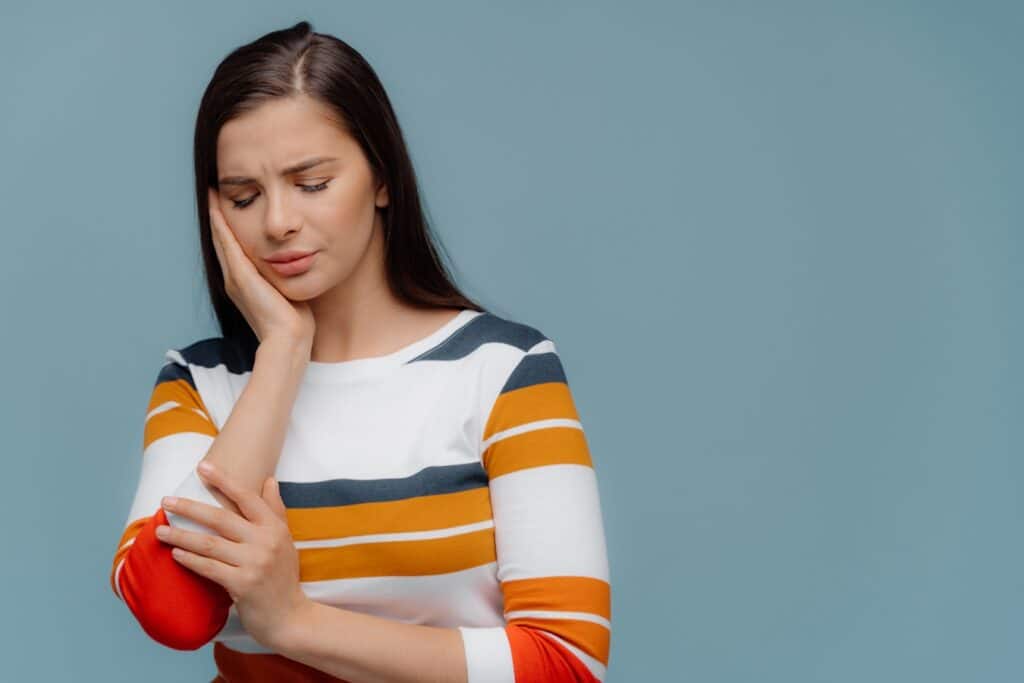 Tips For Managing Dental Pain Until You See A Dentist