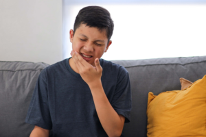 Severe Toothache: Causes, Warning Signs, and Emergency Treatment