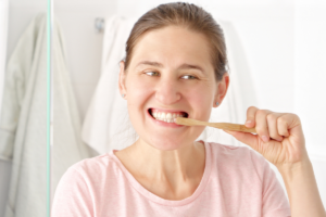 Common Toothbrushing Mistakes That Dentists Notice Immediately